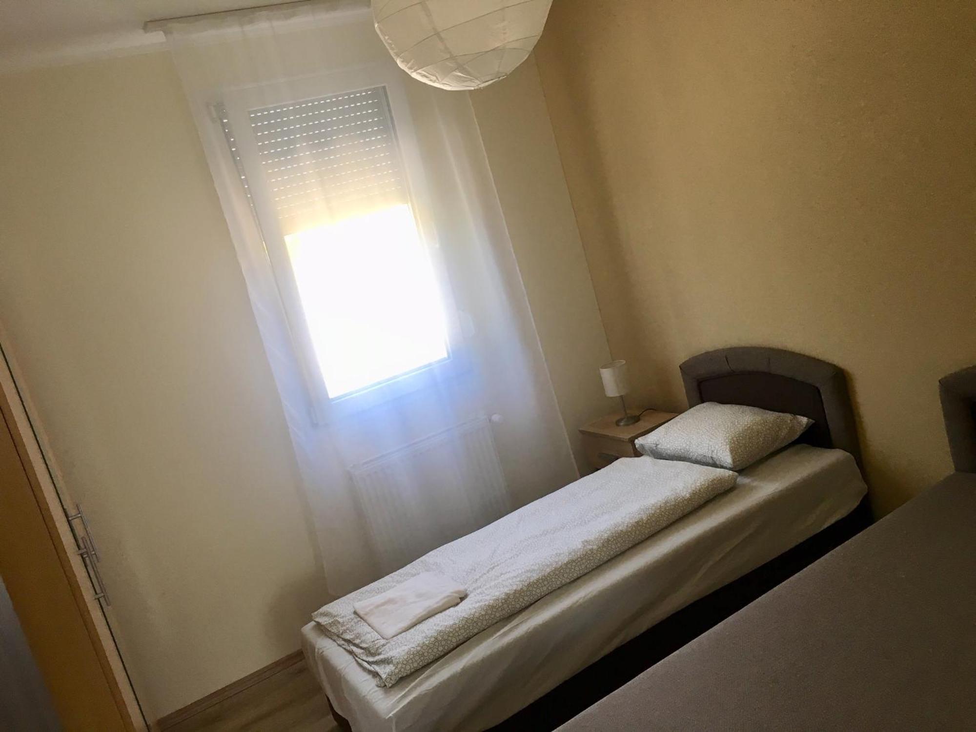 Villa Konrad Apartman à Balatonmáriafürdő Extérieur photo