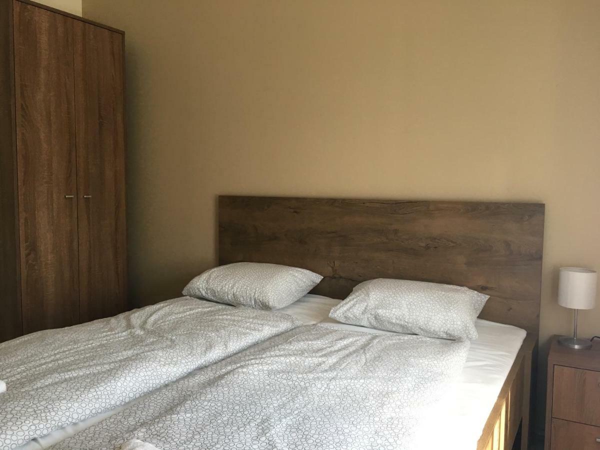 Villa Konrad Apartman à Balatonmáriafürdő Extérieur photo