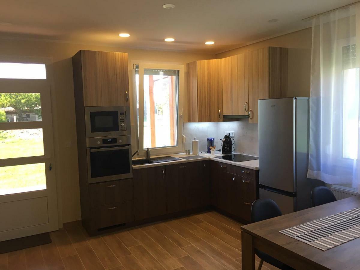 Villa Konrad Apartman à Balatonmáriafürdő Extérieur photo